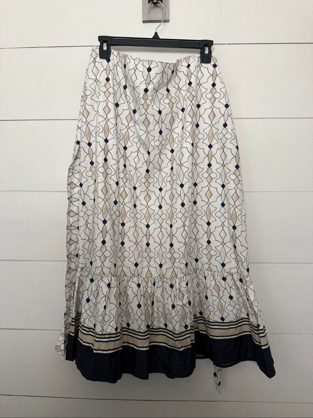 Ann Taylor Women’s 12 White Cream Navy Midi Skirt Patterned New